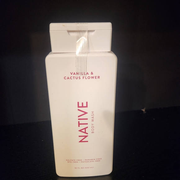 Native Other - Native Vanilla & Cactus Flower Body Wash — White Bottle with Pink Trim